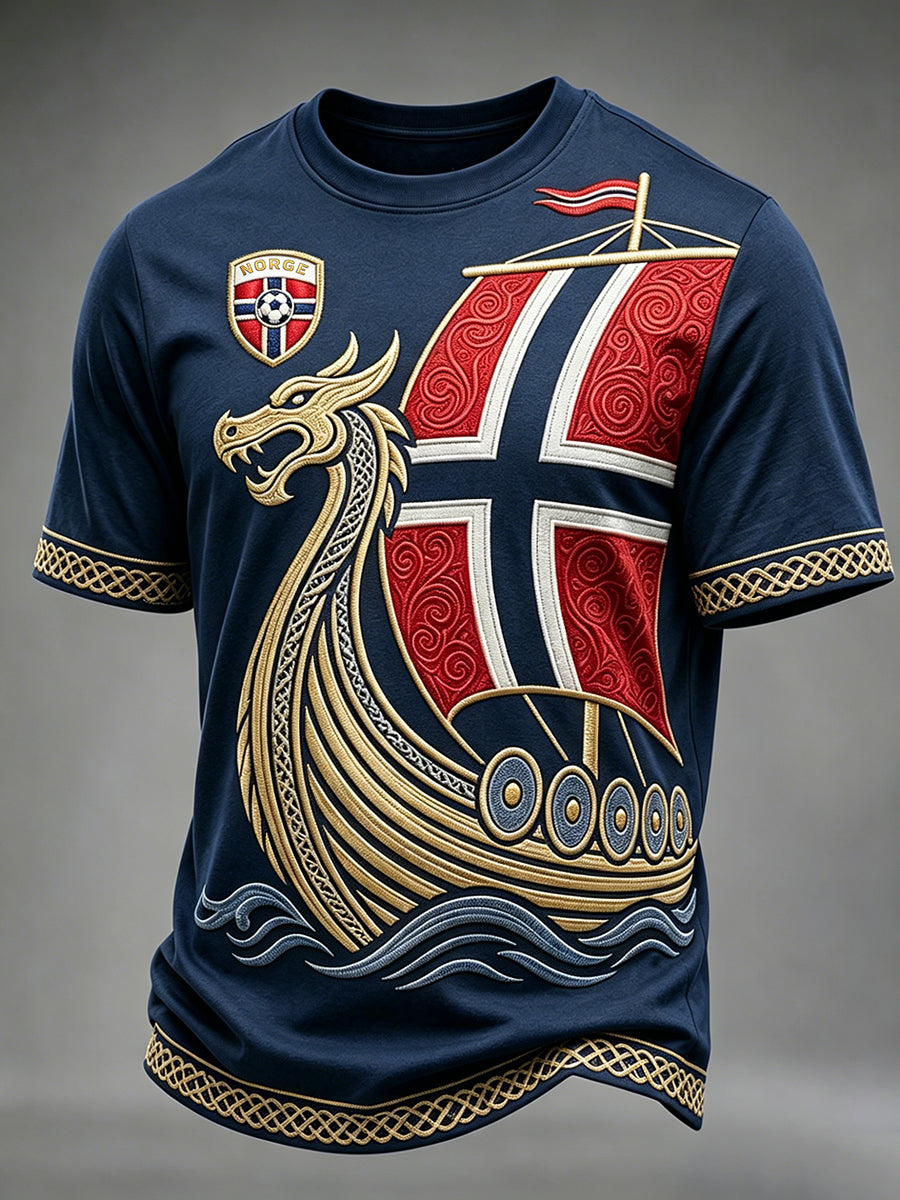 Herre-Vikinglangskip-trykk Norgesfotballinspirert t-skjorte med korte ermer