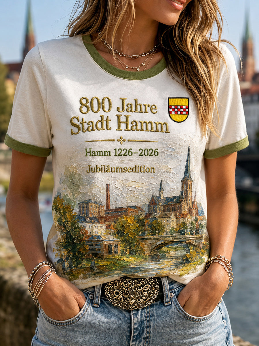Kvinders 800 år gammel by Hamm siden 1226 Print T-shirt