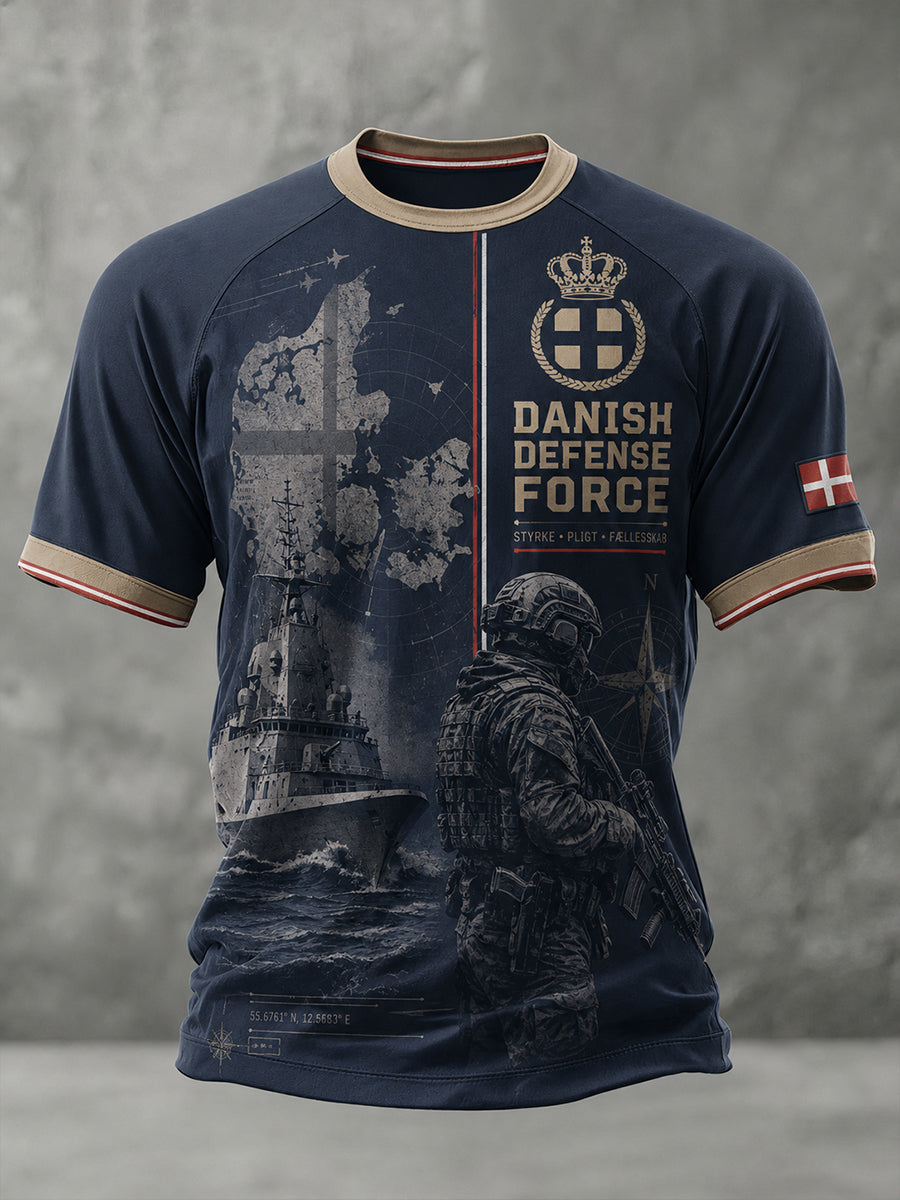 Mænds raglan-T-shirt med korte ærmer og vintagemilitærprint