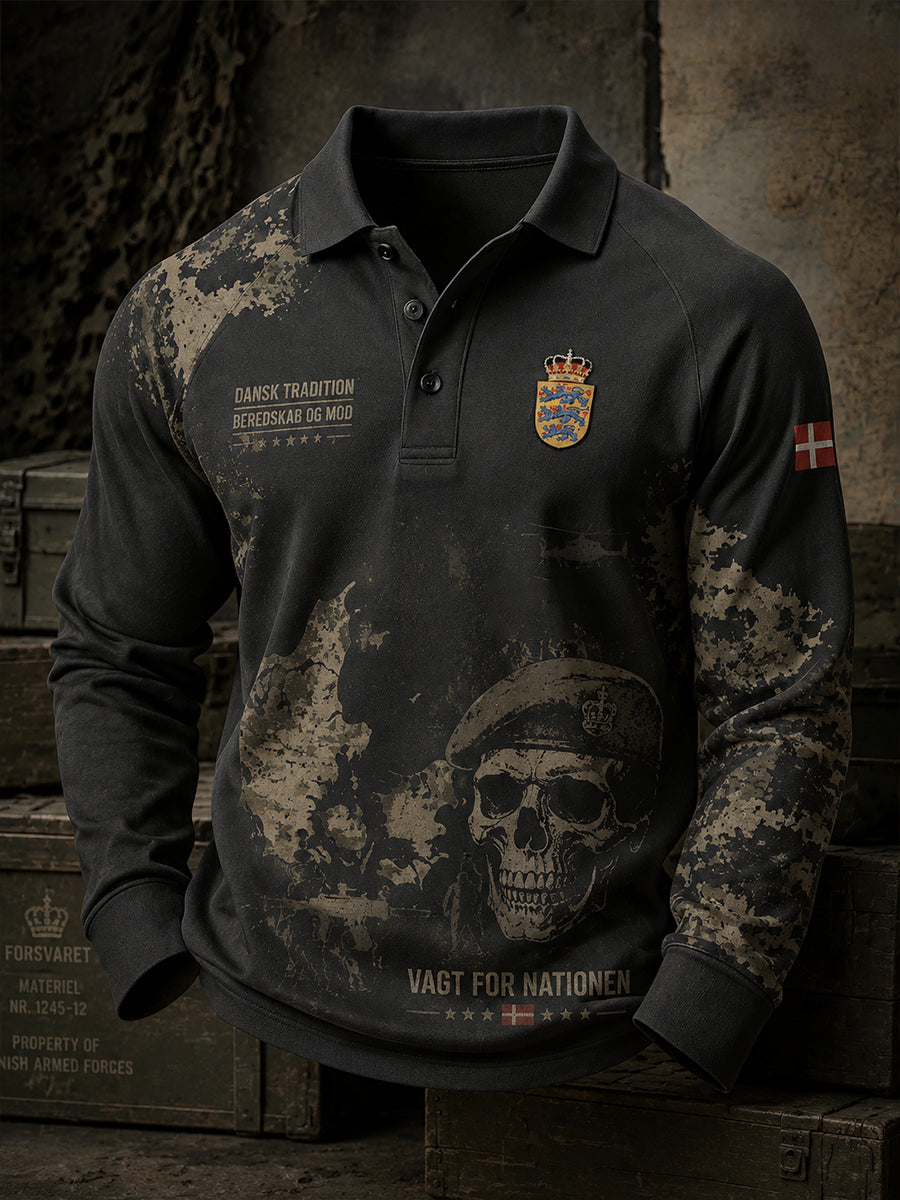 Herrepolo med lange ærmer og vintagemønster i militærstil