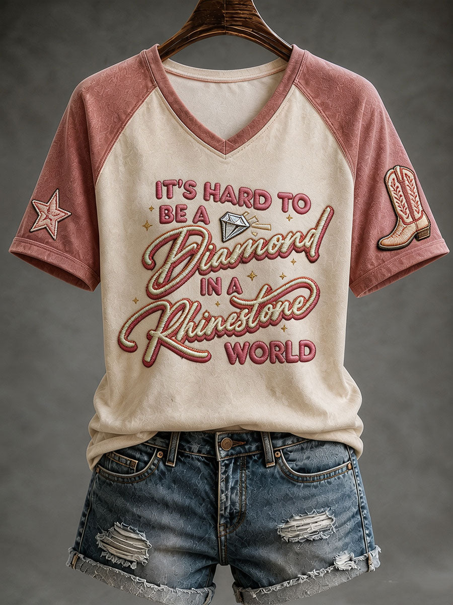 Kvinder er det svært at være en diamant i en Rhinestone World V-hals T-shirt