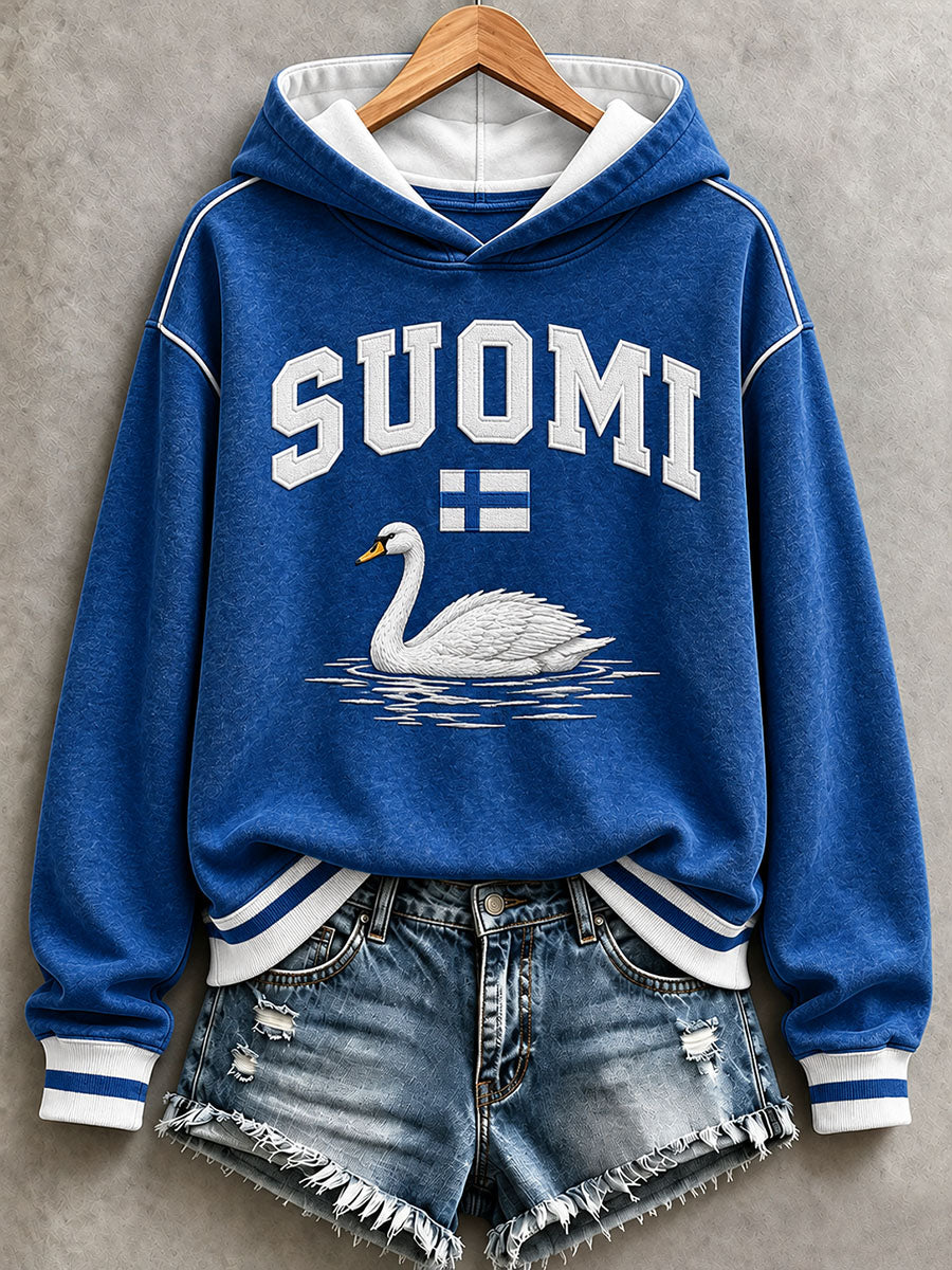 Naisten Suomi-inspiraation hoodie