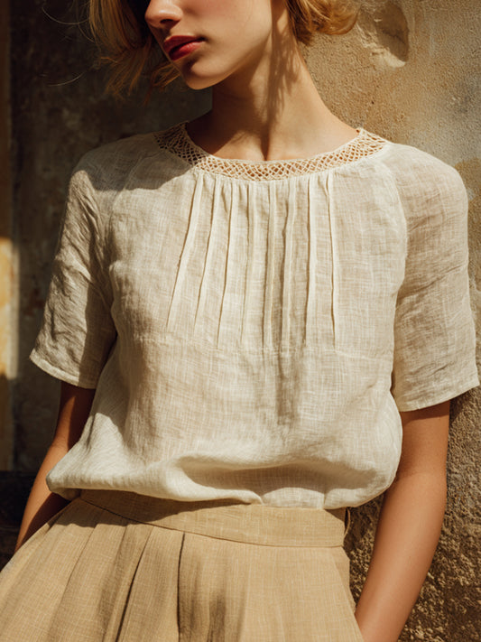 Kvinders elegante bluse i linnedblanding med blondedetaljer og patchwork