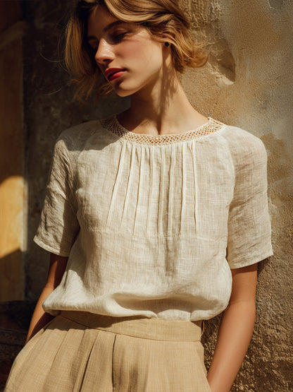 Kvinders elegante bluse i linnedblanding med blondedetaljer og patchwork