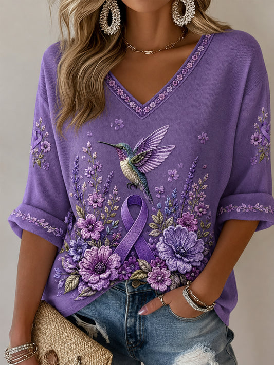 Dame-T-shirt med lilla blomster- og kolibri-print, halværmede ærmer og V-udskæring til støtte for alzheimersbevidsthed