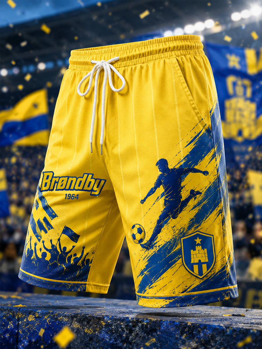 Atletiske shorts med fodboldinspireret print til mænd