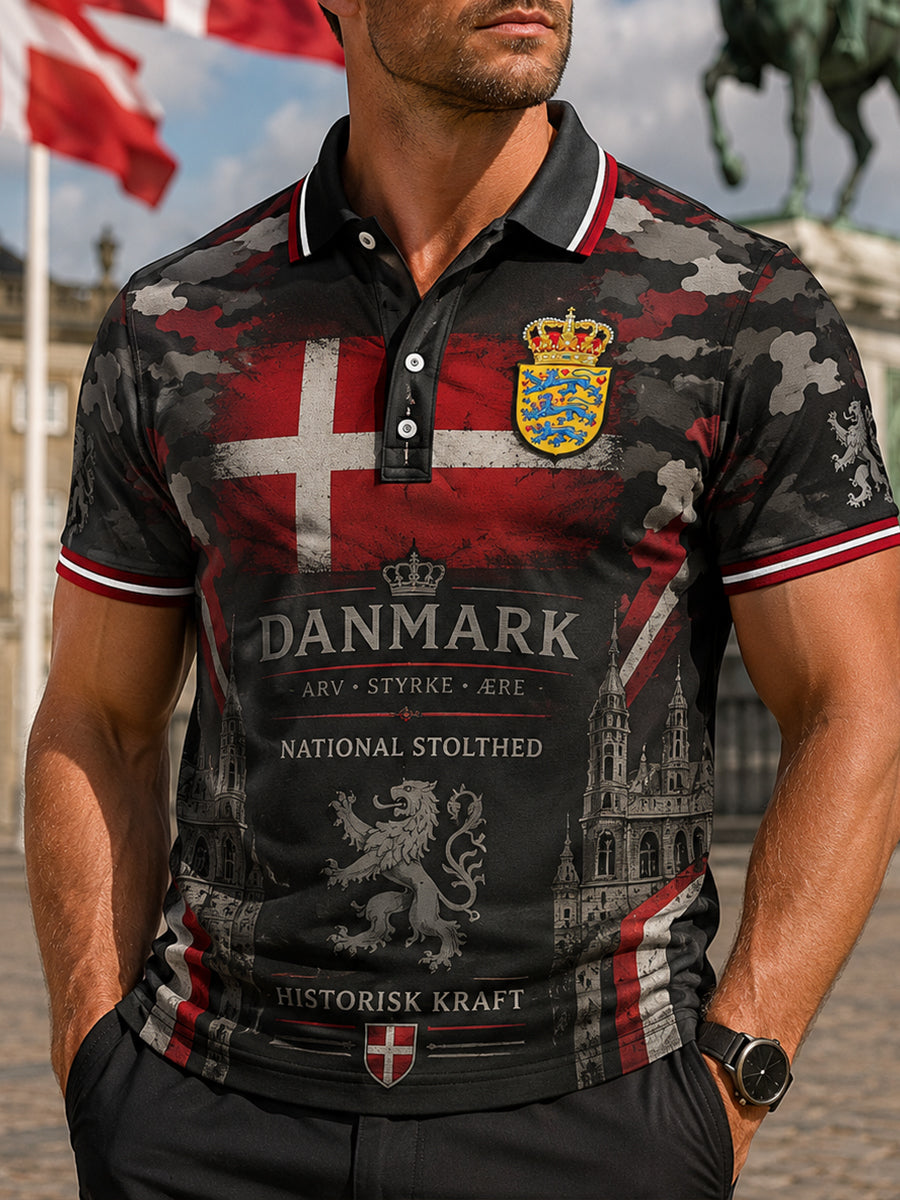 Polo-skjorte til mænd med kort ærme og et patriotisk flagmønster