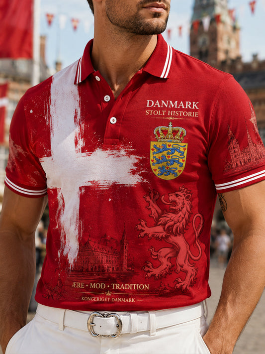 Polo-skjorte til mænd med kort ærme og et patriotisk flagmønster