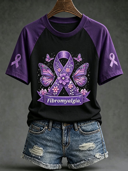 Dame T-shirt i lilla med anti-cancer-motiv, afslappet stil og korte ærmer