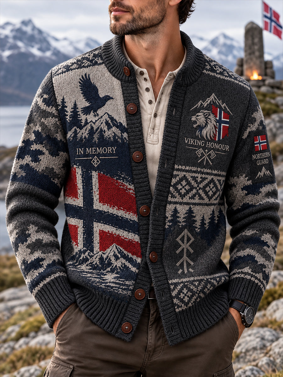 Herrestrikket cardigan med militærintspirasjon og grafisk design