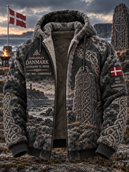 Herrejakke i flannel med hætte og grafiske print inspireret af vikinger